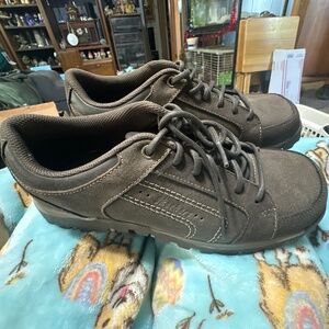 Skechers brown lace up shoes Brand New without tags